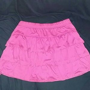 Hot pink girls skirt. L/G